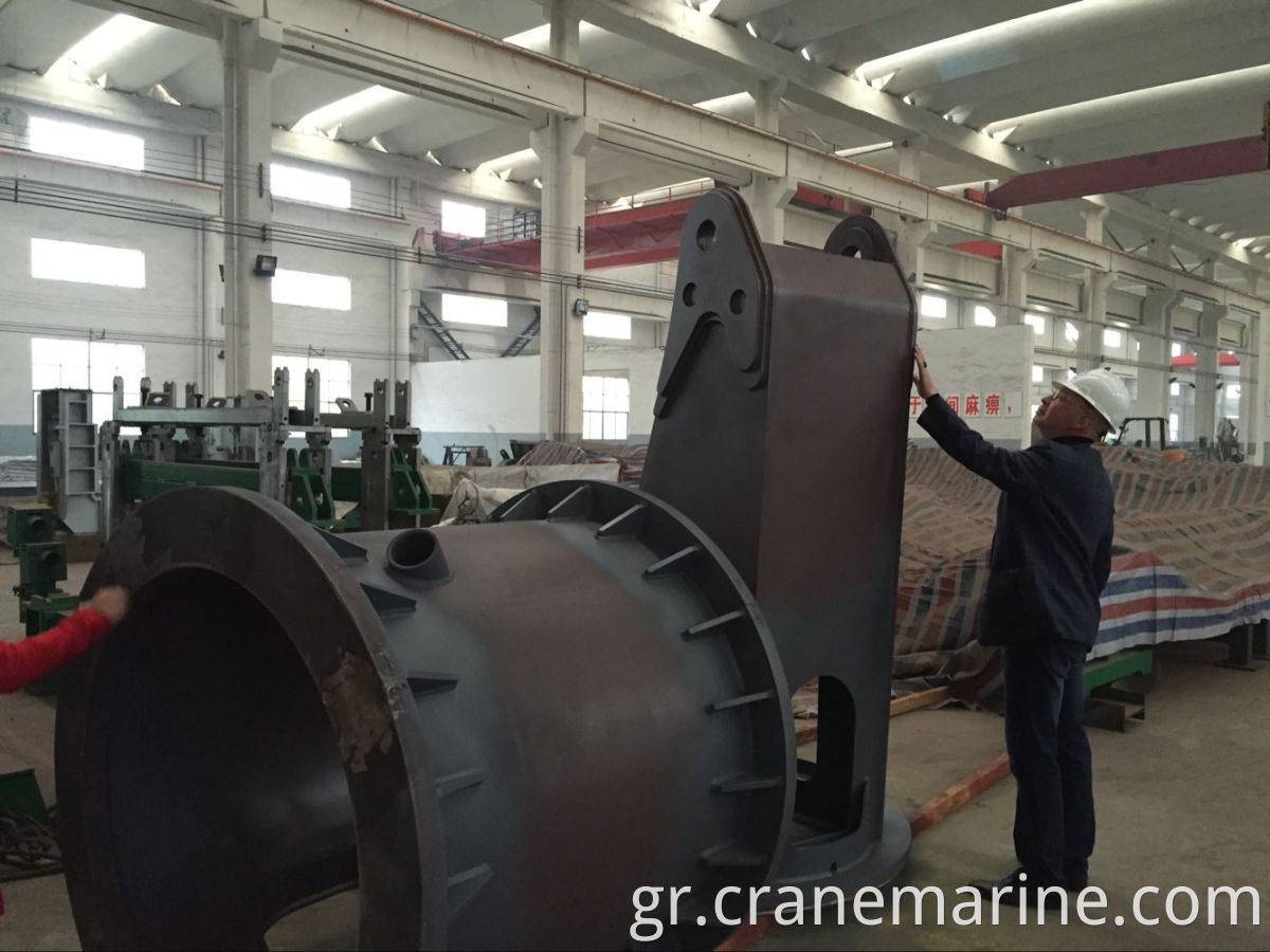 China Marine Crane Boat Lifting Stiff Boom Crane Hydraulic Offshore Crane προς πώληση